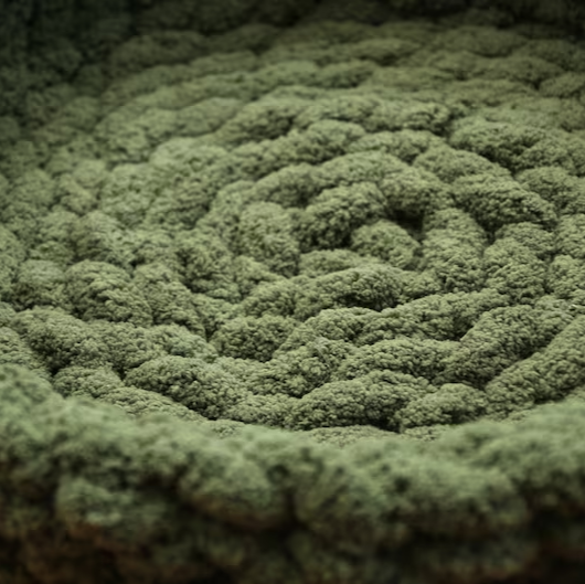 Chunky Crocheted Chenille Pet Bed