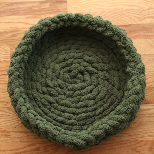 Chunky Crocheted Chenille Pet Bed