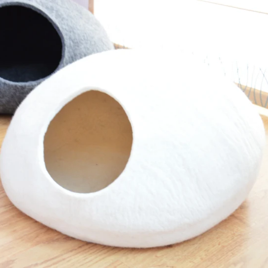 Modern pet bed / cat bed / cat cave / cat house / pet furniture